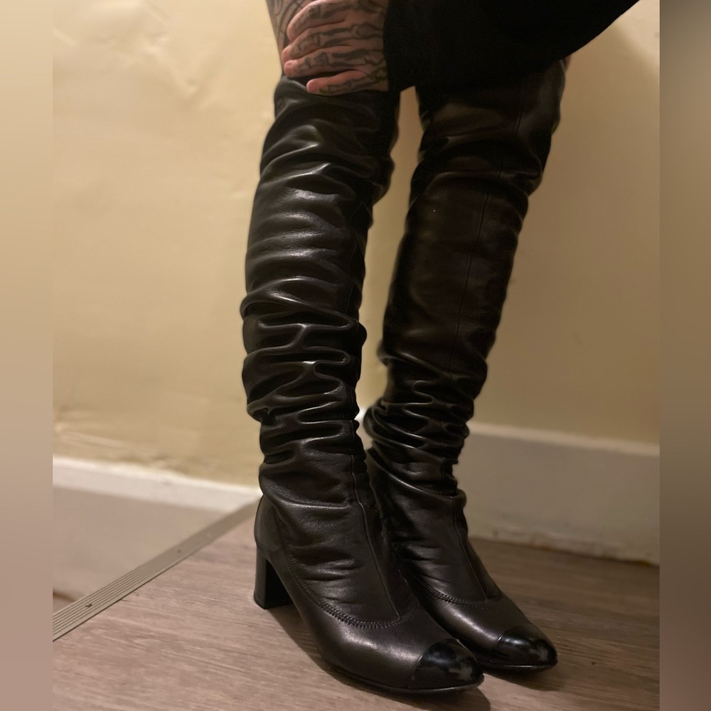 CHANEL over the knee Brown cap toe stretch leather boots